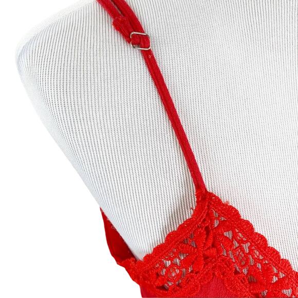 Avec Red 1 piece Sleeveless JumpSuit Pantsuit Crochet Insert Trim Small NWOT - Picture 6 of 11